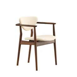 109 Armchair, valnød af Finn Juhl<House of Finn Juhl New