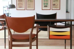 46 Armstol, Elegance valnød, valnød stel af Finn Juhl<House of Finn Juhl Clearance