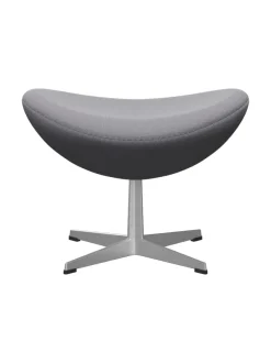 3127 Fodskammel til Ægget af Arne Jacobsen læder<Fritz Hansen Discount