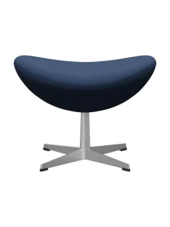 3127 Fodskammel til Ægget af Arne Jacobsen stofgr. 2<Fritz Hansen Best