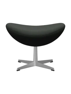 3127 Fodskammel til Ægget af Arne Jacobsen stofgr. 2<Fritz Hansen Best
