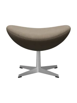 3127 Fodskammel til Ægget af Arne Jacobsen stofgr. 2<Fritz Hansen Best