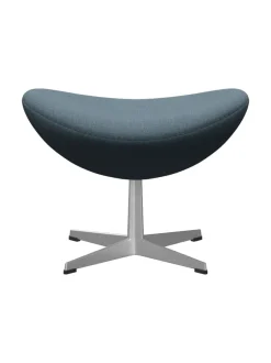 3127 Fodskammel til Ægget af Arne Jacobsen stofgr. 2<Fritz Hansen Best