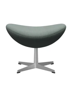 3127 Fodskammel til Ægget af Arne Jacobsen stofgr. 2<Fritz Hansen Best
