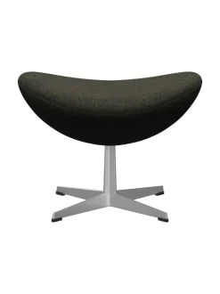 3127 Fodskammel til Ægget af Arne Jacobsen stofgr. 2<Fritz Hansen Best
