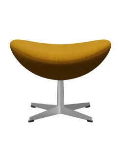 3127 Fodskammel til Ægget af Arne Jacobsen stofgr. 2<Fritz Hansen Best