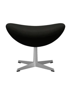 3127 Fodskammel til Ægget af Arne Jacobsen stofgr. 2<Fritz Hansen Best