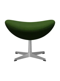 3127 Fodskammel til Ægget af Arne Jacobsen stofgr. 2<Fritz Hansen Best