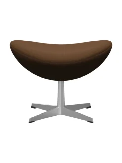 3127 Fodskammel til Ægget af Arne Jacobsen stofgr. 2<Fritz Hansen Best