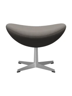 3127 Fodskammel til Ægget af Arne Jacobsen stofgr. 2<Fritz Hansen Best