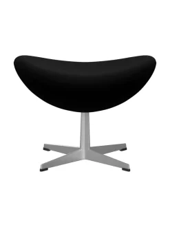 3127 Fodskammel til Ægget af Arne Jacobsen stofgr. 2<Fritz Hansen Best