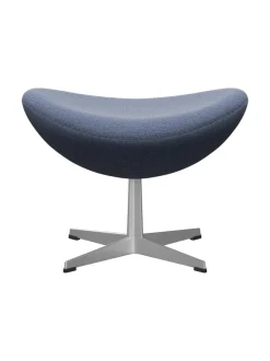 3127 Fodskammel til Ægget af Arne Jacobsen stofgr. 2<Fritz Hansen Best