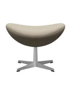 3127 Fodskammel til Ægget af Arne Jacobsen stofgr. 2<Fritz Hansen Best