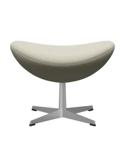 3127 Fodskammel til Ægget af Arne Jacobsen stofgr. 2<Fritz Hansen Best