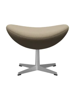 3127 Fodskammel til Ægget af Arne Jacobsen stofgr. 2<Fritz Hansen Best