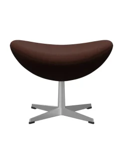 3127 Fodskammel til Ægget af Arne Jacobsen stofgr. 2<Fritz Hansen Best