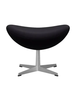 3127 Fodskammel til Ægget af Arne Jacobsen stofgr. 2<Fritz Hansen Best