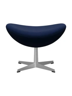 3127 Fodskammel til Ægget af Arne Jacobsen stofgr. 2<Fritz Hansen Best