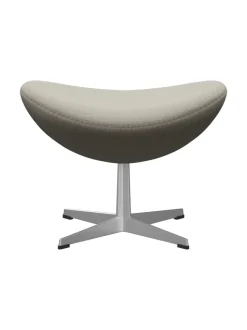 3127 Fodskammel til Ægget af Arne Jacobsen stofgr. 2<Fritz Hansen Best