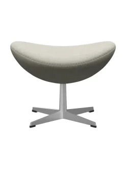 3127 Fodskammel til Ægget af Arne Jacobsen stofgr. 2<Fritz Hansen Best