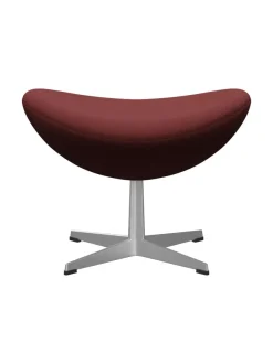 3127 Fodskammel til Ægget af Arne Jacobsen stofgr. 2<Fritz Hansen Best