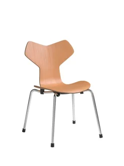 3130 Grand Prix Barnestol, oregon pine fra<Fritz Hansen Sale