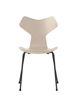3130 Grand Prix stol i farvet ask af Arne Jacobsen<Fritz Hansen Online