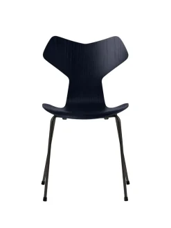 3130 Grand Prix stol i farvet ask af Arne Jacobsen<Fritz Hansen Online