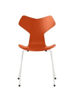 3130 Grand Prix stol i farvet ask af Arne Jacobsen<Fritz Hansen Online