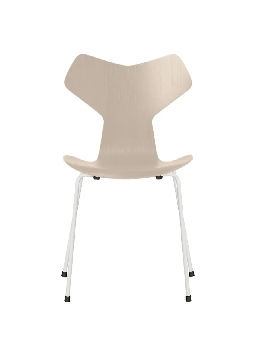 3130 Grand Prix stol i farvet ask af Arne Jacobsen<Fritz Hansen Online