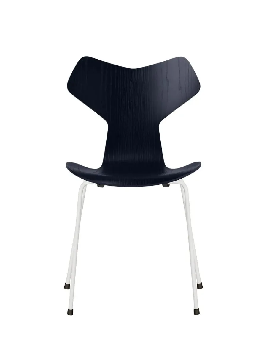 3130 Grand Prix stol i farvet ask af Arne Jacobsen<Fritz Hansen Online