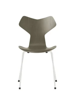 3130 Grand Prix stol i farvet ask af Arne Jacobsen<Fritz Hansen Online