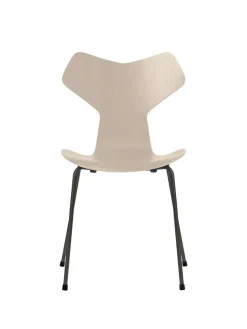 3130 Grand Prix stol i farvet ask af Arne Jacobsen<Fritz Hansen Online