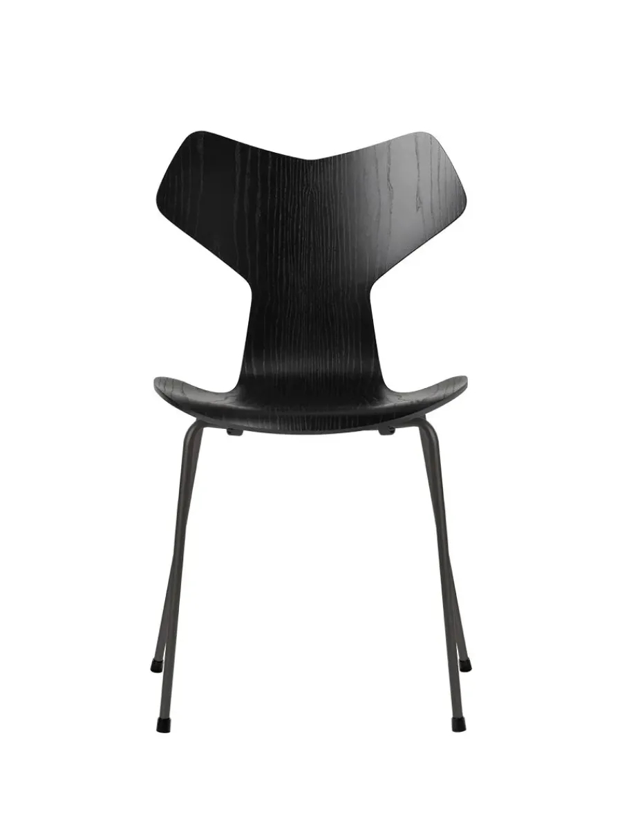 3130 Grand Prix stol i farvet ask af Arne Jacobsen<Fritz Hansen Online