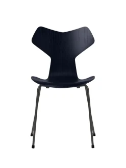 3130 Grand Prix stol i farvet ask af Arne Jacobsen<Fritz Hansen Online