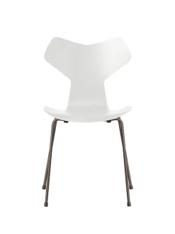 3130 Grand Prix stol i farvet ask af Arne Jacobsen<Fritz Hansen Online