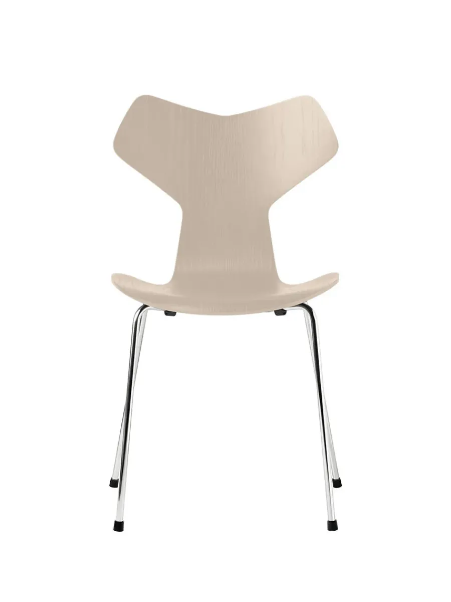 3130 Grand Prix stol i farvet ask af Arne Jacobsen<Fritz Hansen Online