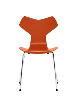 3130 Grand Prix stol lakeret af Arne Jacobsen<Fritz Hansen Hot
