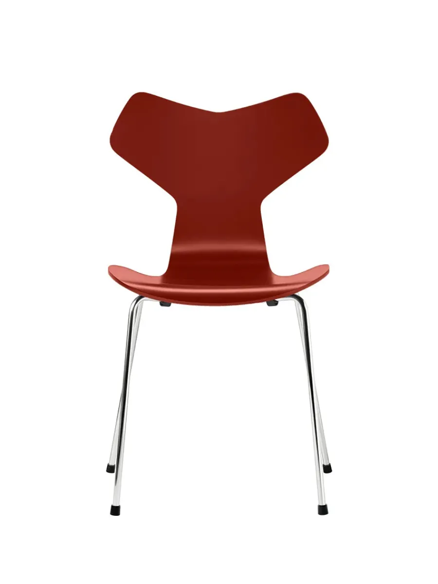 3130 Grand Prix stol lakeret af Arne Jacobsen<Fritz Hansen Hot