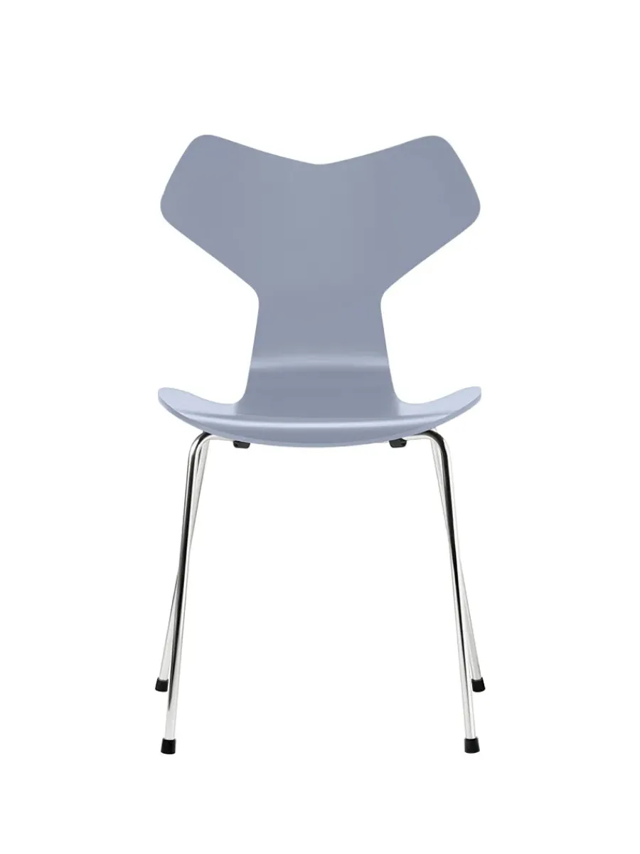 3130 Grand Prix stol lakeret af Arne Jacobsen<Fritz Hansen Hot