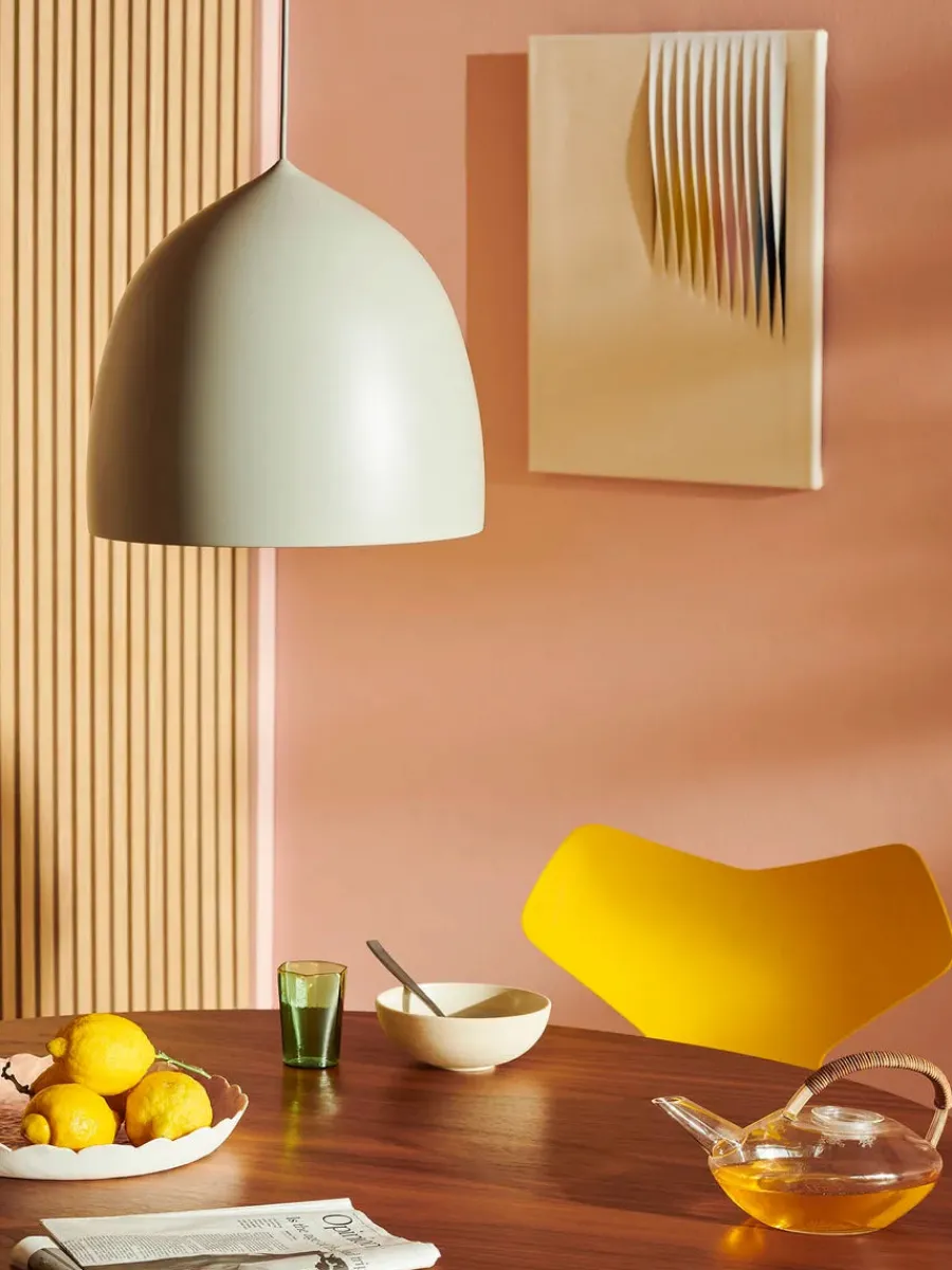 3130 Grand Prix stol lakeret af Arne Jacobsen<Fritz Hansen Hot