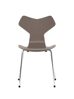 3130 Grand Prix stol lakeret af Arne Jacobsen<Fritz Hansen Hot