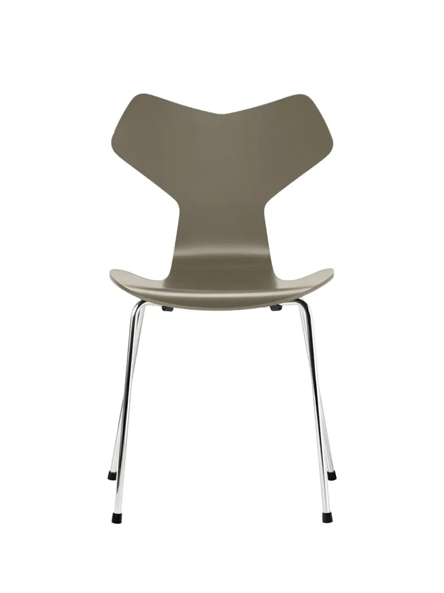 3130 Grand Prix stol lakeret af Arne Jacobsen<Fritz Hansen Hot