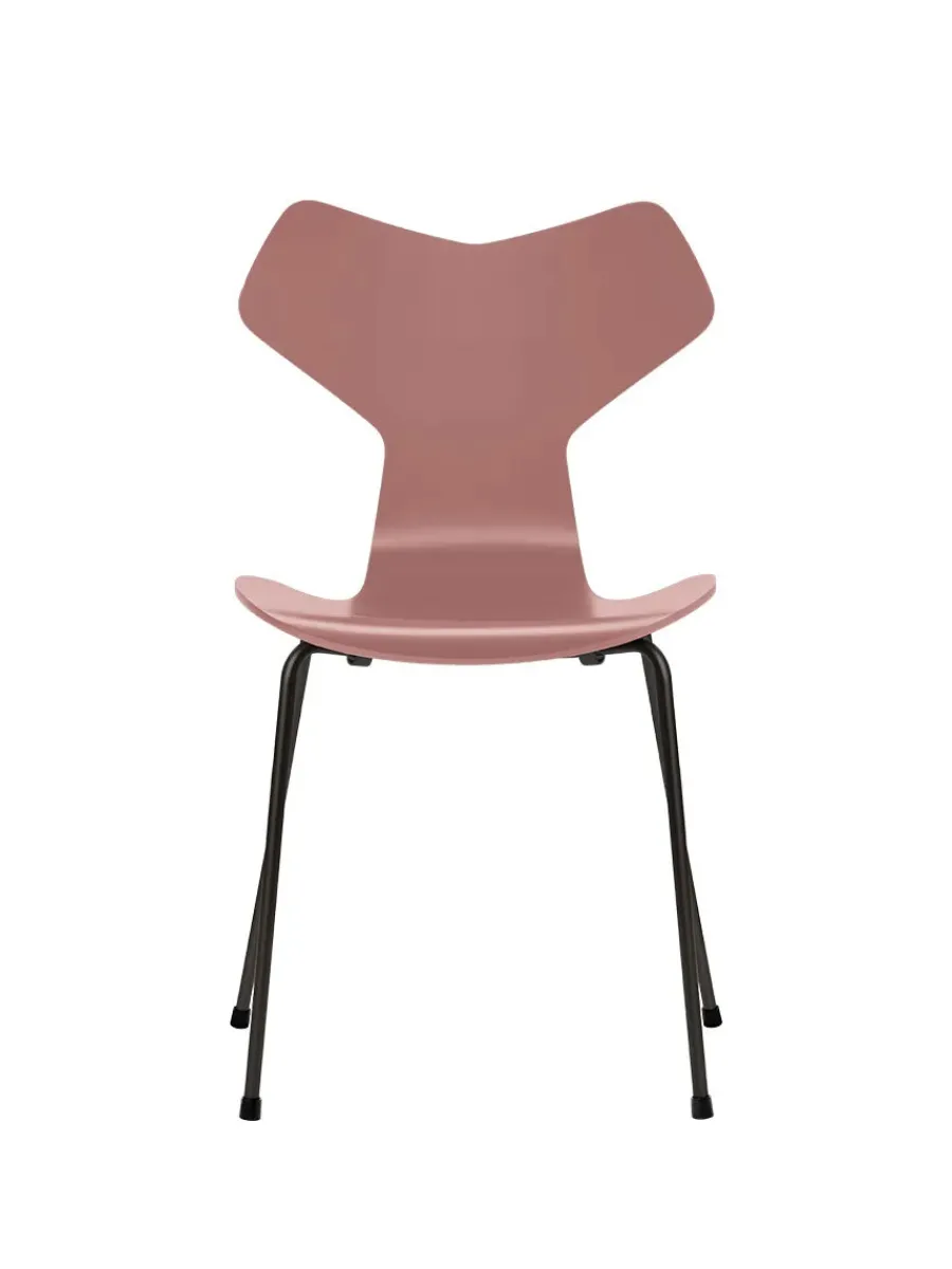 3130 Grand Prix stol lakeret af Arne Jacobsen<Fritz Hansen Hot