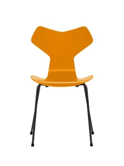 3130 Grand Prix stol lakeret af Arne Jacobsen<Fritz Hansen Hot