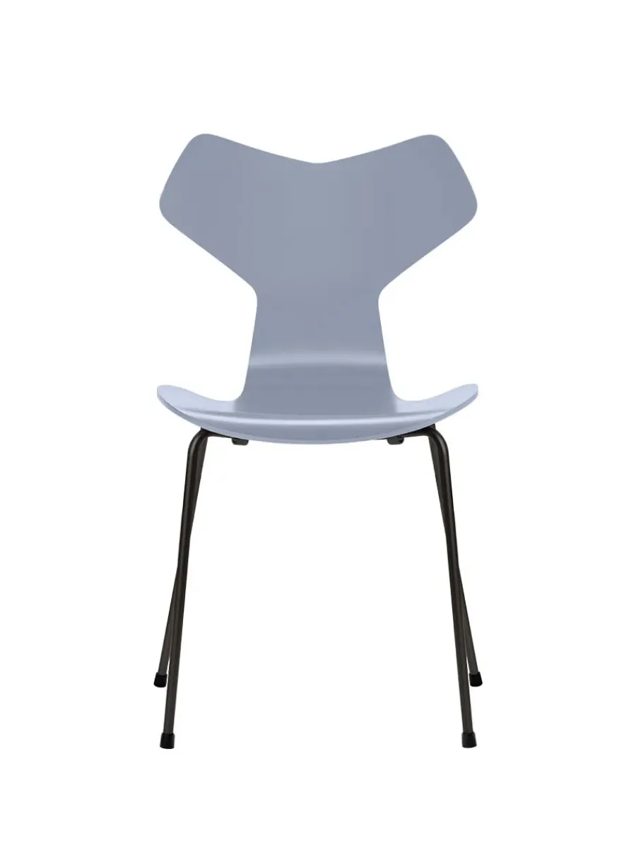 3130 Grand Prix stol lakeret af Arne Jacobsen<Fritz Hansen Hot