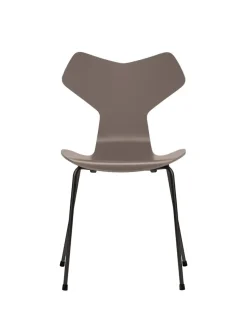 3130 Grand Prix stol lakeret af Arne Jacobsen<Fritz Hansen Hot