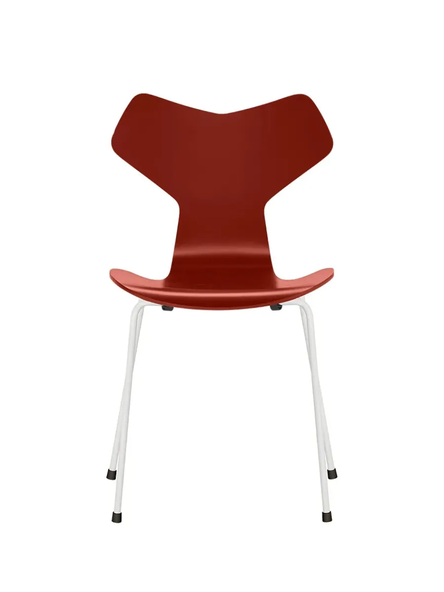 3130 Grand Prix stol lakeret af Arne Jacobsen<Fritz Hansen Hot