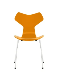 3130 Grand Prix stol lakeret af Arne Jacobsen<Fritz Hansen Hot