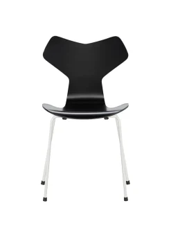 3130 Grand Prix stol lakeret af Arne Jacobsen<Fritz Hansen Hot